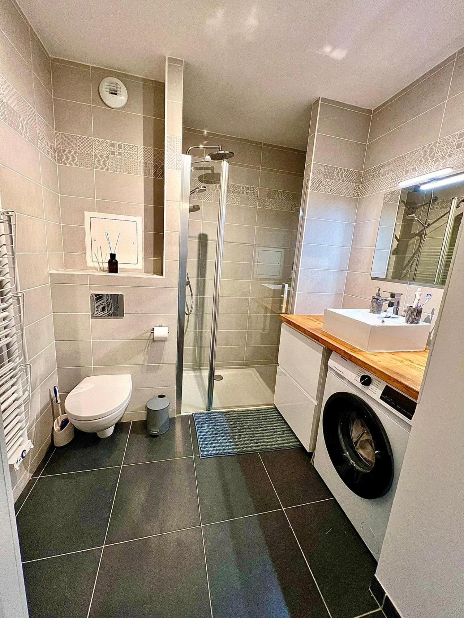 New & Serene 1-Bedroom Apart Near #Ladefenseparis #Parking&Fibre Suresnes Extérieur photo