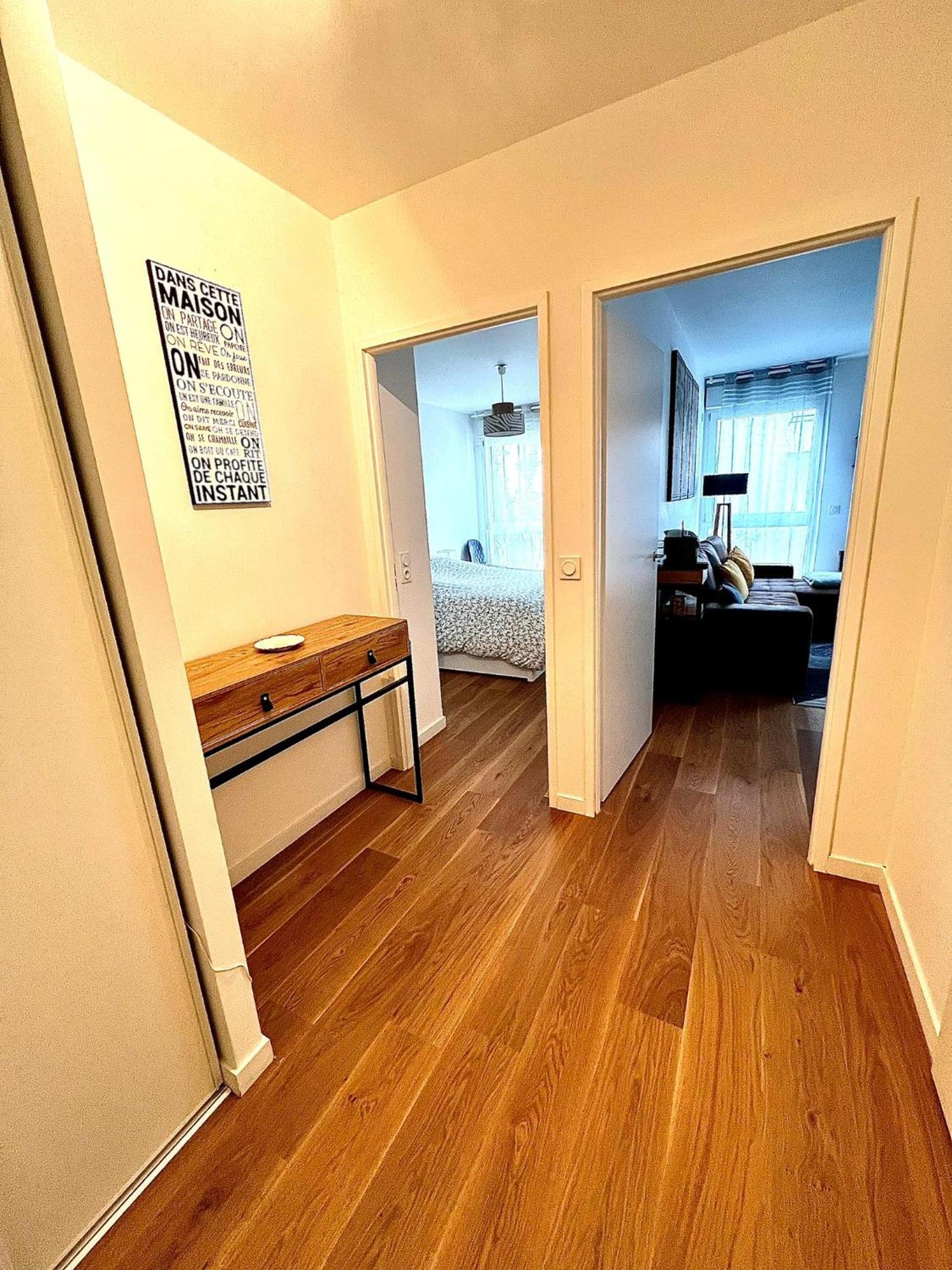 New & Serene 1-Bedroom Apart Near #Ladefenseparis #Parking&Fibre Suresnes Extérieur photo