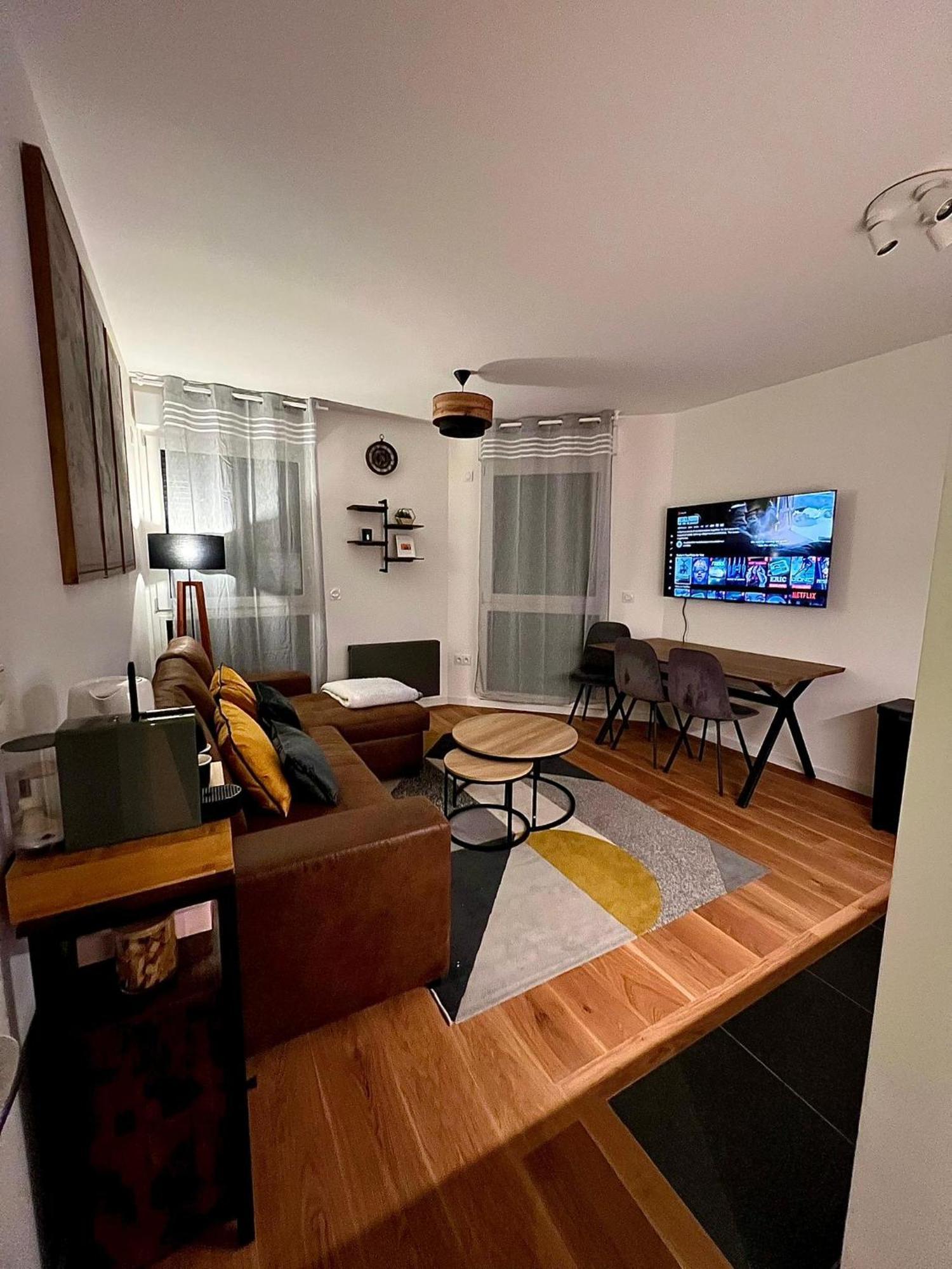 New & Serene 1-Bedroom Apart Near #Ladefenseparis #Parking&Fibre Suresnes Extérieur photo