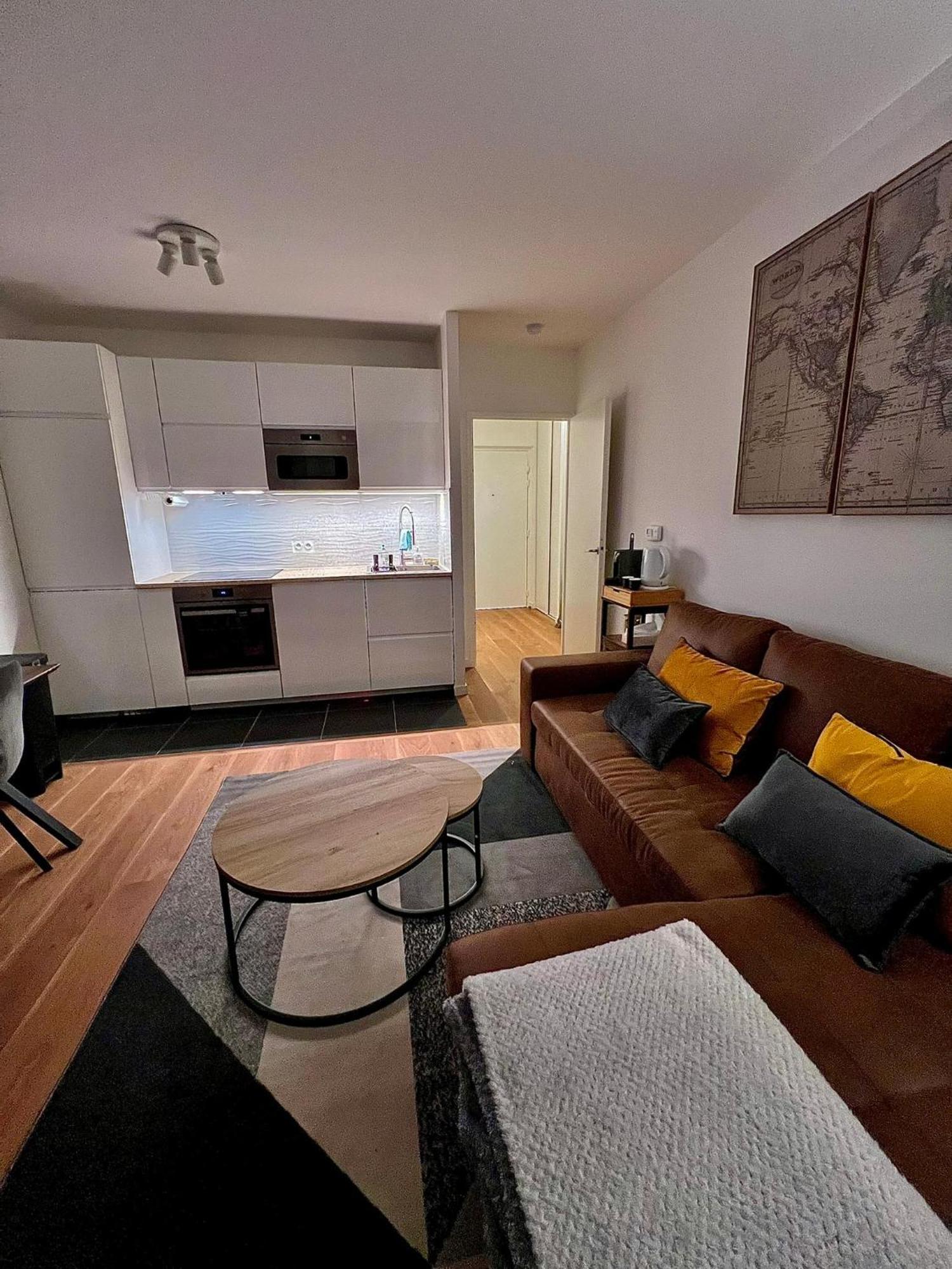 New & Serene 1-Bedroom Apart Near #Ladefenseparis #Parking&Fibre Suresnes Extérieur photo